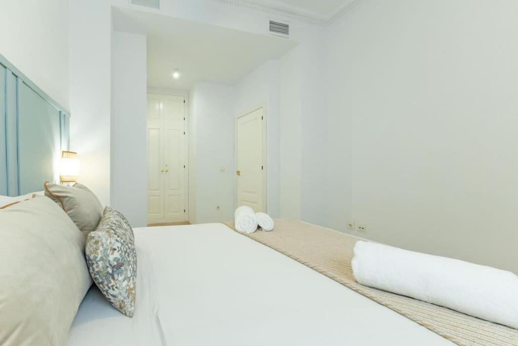 Imperial Central Suite By Valcambre Sevilla Buitenkant foto