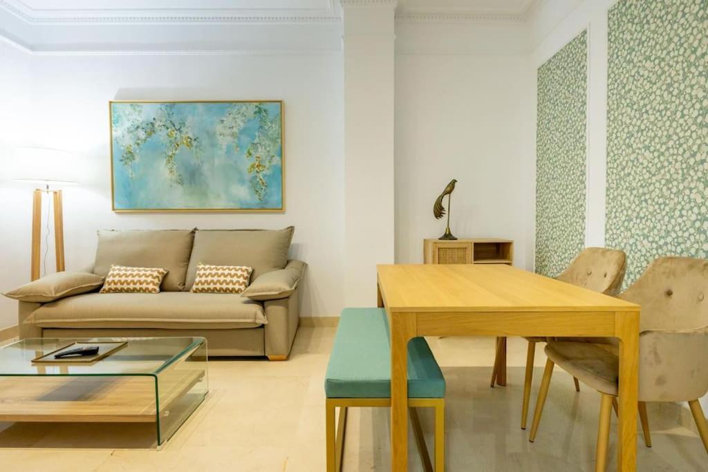 Imperial Central Suite By Valcambre Sevilla Buitenkant foto